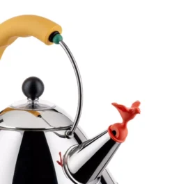 Alessi 9093/1 By Michael Graves Fluitketel Small Geel -Winkel Voor Woninginrichting x886x886 alessi 9093 by michael graves fluitketel small7.jpg.pagespeed.ic .SPSETdnsWQ