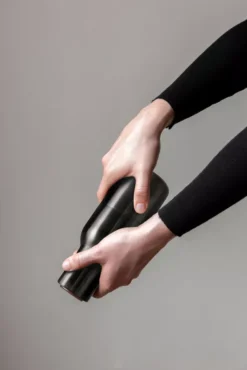 Audo Copenhagen Bottle Grinder Peper- En Zoutmolen Ash/Carbon Beuken -Winkel Voor Woninginrichting x886x886 audo copenhagen norm bottle grinder peper en zoutmolen24.jpg.pagespeed.ic .m6hTp1WnO6