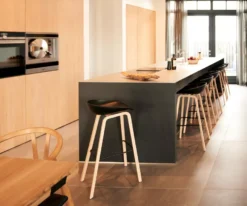 Hay AAS32 Barkruk 65cm Gezeept Eiken Onderstel Clay 12 Hay AAS32 Barkruk 65cm Gezeept Eiken Onderstel Clay -Winkel Voor Woninginrichting x886x886 binnenkijker oegstgeest 6.jpg.pagespeed.ic .8q3DCTSgPz