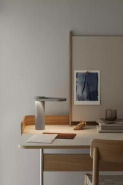 Blomus Hoop Tafellamp LED Oplaadbaar Warm Grey -Winkel Voor Woninginrichting x886x886 blomus hoop tafellamp3.jpg.pagespeed.ic .S6n6mqaOkH