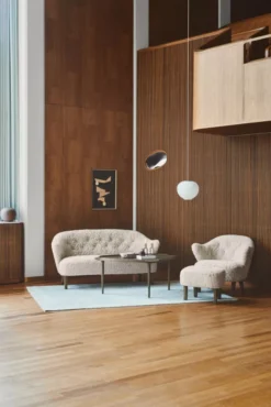 Audo Copenhagen Ingeborg Voetenbank Naturel Eiken Grand Mohair 8205 -Winkel Voor Woninginrichting x886x886 by lassen ingeborg bank sheepskin smoked oak onderstel11.jpg.pagespeed.ic .97 Omgvh5