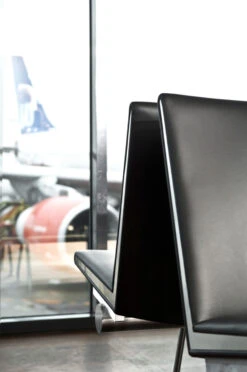 Carl Hansen & Son CH402 Kastrup Bank Remix 123 20 Carl Hansen & Son CH402 Kastrup Bank Remix 123 -Winkel Voor Woninginrichting x886x886 carl hansen ch401 kastrup fauteuil4.jpg.pagespeed.ic .0YH kHbQ2I