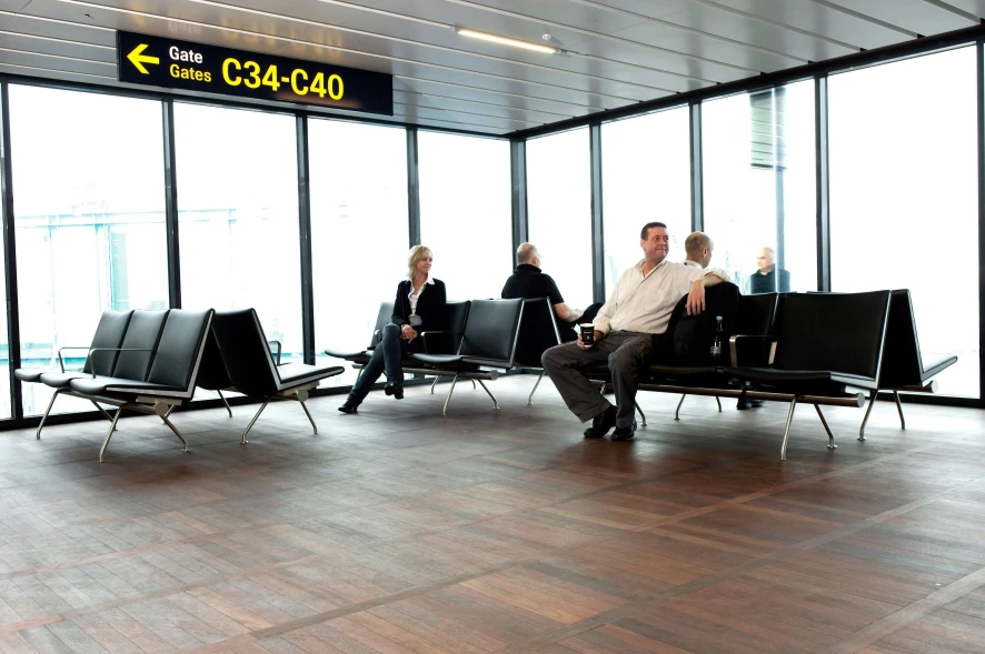 Carl Hansen & Son CH402 Kastrup Bank Remix 123 15 Carl Hansen & Son CH402 Kastrup Bank Remix 123 - Afbeelding 13