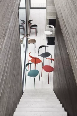 Carl Hansen & Son CH88T Powdercoated Stoel Red Brown -Winkel Voor Woninginrichting x886x886 carl hansen ch88t colour stoel10.jpg.pagespeed.ic .OHmm5vPtNT