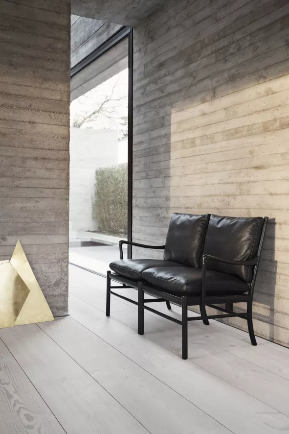 Carl Hansen & Son OW149-2 Colonial Bank Geolied Walnoten Thor 307 Leer 4 Carl Hansen & Son OW149-2 Colonial Bank Geolied Walnoten Thor 307 Leer - Afbeelding 2