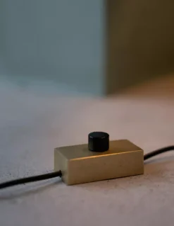 DCW éditions Cauvet Iota Tafellamp -Winkel Voor Woninginrichting x886x886 dcw ditions iota tafellamp5.jpg.pagespeed.ic .mTJwvgudyX