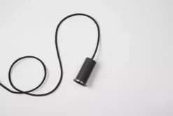 Ferm Living Angle Hanglamp Black Klein Zwart -Winkel Voor Woninginrichting x886x886 ferm living angle hanglamp black17.jpg.pagespeed.ic .7DlivMb07N