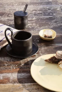 Ferm Living Flow Mok Off-white Speckle -Winkel Voor Woninginrichting x886x886 ferm living flow bord small7.jpg.pagespeed.ic .2HXK1n6SWT