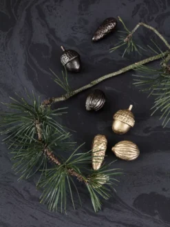 Ferm Living Winterland Forest Treats Kerstdecoratie Black Brass -Winkel Voor Woninginrichting x886x886 ferm living winterland forest treats woondecoratie black brass2.jpg.pagespeed.ic .87F GqIYTM