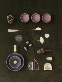 Ferm Living Winterland Forest Treats Kerstdecoratie Black Brass -Winkel Voor Woninginrichting x886x886 ferm living winterland forest treats woondecoratie black brass4.jpg.pagespeed.ic .D PEFOeHtN