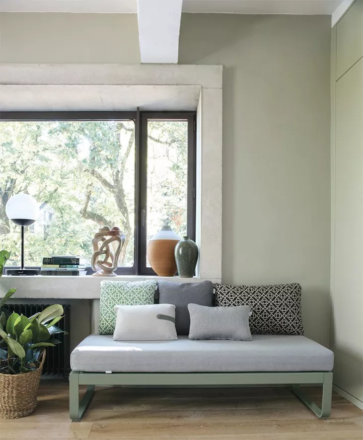 Fermob Bellevie Eetbank Kussen Antraciet Cotton White 7 Fermob Bellevie Eetbank Kussen Antraciet Cotton White - Afbeelding 5