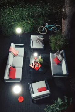 Fermob Bellevie 2-zits Loungebank Kussen Wit Clay Grey -Winkel Voor Woninginrichting x886x886 fermob bellevie salontafel buiten3.jpg.pagespeed.ic .r84FJjBccd