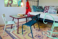 Fermob Luxembourg Kinderbank Cedar Green -Winkel Voor Woninginrichting x886x886 fermob luxembourg kinder tuinstoel19.jpg.pagespeed.ic .6vVOVYRZND