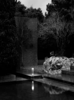 Flos In Vitro 1 Sokkellamp LED Wit -Winkel Voor Woninginrichting x886x886 flos in vitro 1 sokkellamp led9.jpg.pagespeed.ic .0e1aNnaB3m 3