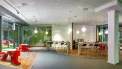 Vitra Gueridon Tafel 90 Massief Eiken, Geolied -Winkel Voor Woninginrichting x886x886 gallery3284762 960x540.jpg.pagespeed.ic .aJqa3mWs3e