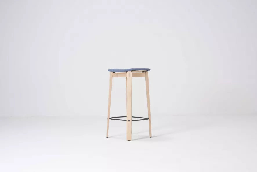 Gazzda Nora Barkruk Zonder Leuning Whitewash Main Line Flax Russel 8 Gazzda Nora Barkruk Zonder Leuning Whitewash Main Line Flax Russel - Afbeelding 6