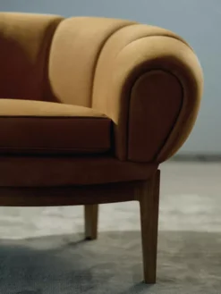 Gubi Croissant Fauteuil Eiken Chamois Cuoio 1708 -Winkel Voor Woninginrichting x886x886 gubi croissant fauteuil13.jpg.pagespeed.ic .mrrwz21dMU