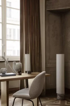 Gubi Unbound Tafellamp LED Canvas 38 Gubi Unbound Tafellamp LED Canvas -Winkel Voor Woninginrichting x886x886 gubi unbound 120 vloerlamp16.jpg.pagespeed.ic .220jzHwvDH