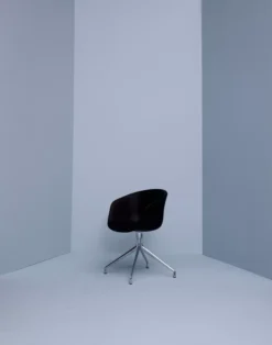 Hay About A Chair AAC21 Stoel, Sense Cognac, Zwart Onderstel -Winkel Voor Woninginrichting x886x886 hay about a chair aac21 sierra leather sfeer 1.jpg.pagespeed.ic .96uofoGET