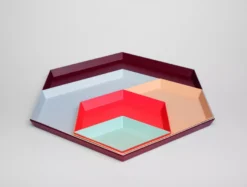 Hay Kaleido Dienblad X-large Dark Blue -Winkel Voor Woninginrichting x886x886 hay kaleido small sfeer 8.jpg.pagespeed.ic .ZNGuDffLo