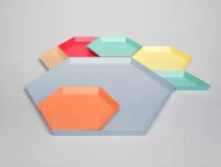 Hay Kaleido Dienblad X-large Dark Blue -Winkel Voor Woninginrichting x886x886 hay kaleido small sfeer 9.jpg.pagespeed.ic .dsWUyIoZCv