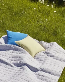 Hay Outline Kussen Persian Blue -Winkel Voor Woninginrichting x886x886 hay outline kussen1.jpg.pagespeed.ic .YRyNYen83L 3