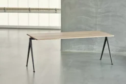 Hay Pyramid 01 Bureau 140x75 Helder Gelakt,beige Onderstel -Winkel Voor Woninginrichting x886x886 hay pyramid 01 tafel 200x751.jpg.pagespeed.ic .A2PnyFEW1A