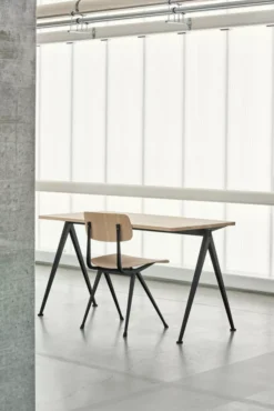 Hay Pyramid 01 Bureau 140x75 Helder Gelakt,beige Onderstel -Winkel Voor Woninginrichting x886x886 hay result stoel35.jpg.pagespeed.ic .PwRqO7K1FQ