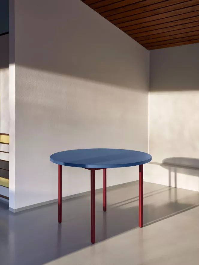 Hay Two-Colour Tafel 105 Blauw, Rood Onderstel 7 Hay Two-Colour Tafel 105 Blauw, Rood Onderstel - Afbeelding 5