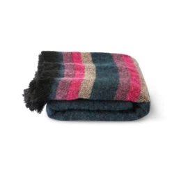 HKliving Doris For HKliving Plaid 130x150 Fluffy Throw Burgundy -Winkel Voor Woninginrichting x886x886 hkliving doris for hkliving plaid 130x1502.jpg.pagespeed.ic .8APIDTUwjs