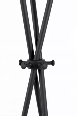 Livingstone Design Sticks Kapstok Messing -Winkel Voor Woninginrichting x886x886 livingstone design coat rack darwin sticks kapstok4.jpg.pagespeed.ic .Hu0ze6QQ v