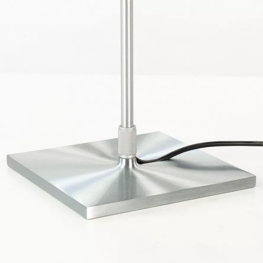 Luceplan Costanzina Tafellamp Aluminium/Comfort Green 15 Luceplan Costanzina Tafellamp Aluminium/Comfort Green - Afbeelding 13