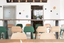 Muuto Nerd Barkruk 75 Grijs 29 Muuto Nerd Barkruk 75 Grijs -Winkel Voor Woninginrichting x886x886 muuto nerd barkruk sfeer 5.jpg.pagespeed.ic .eeVUDV1zj