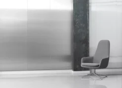 Normann Copenhagen Era High Fauteuil Zwart Swivel Ultra Leather Black -Winkel Voor Woninginrichting x886x886 normann copenhagen era lounge chair low swivel fauteuil met aluminium onderstel10.jpg.pagespeed.ic .fBfr0c7tmX