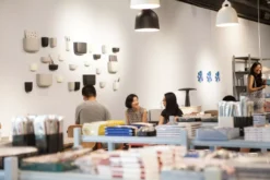 Normann Copenhagen Pocket Organizer 4 Wandplank Wit -Winkel Voor Woninginrichting x886x886 normann copenhagen pocket organizer 1 kast17.jpg.pagespeed.ic .Rgpk ZAlTR