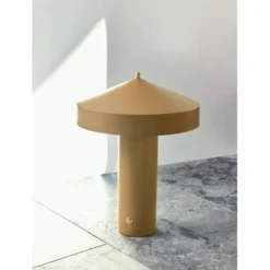 OYOY Hatto Tafellamp Rose -Winkel Voor Woninginrichting x886x886 oyoy hatto tafellamp12.jpg.pagespeed.ic .riox qeFPQ