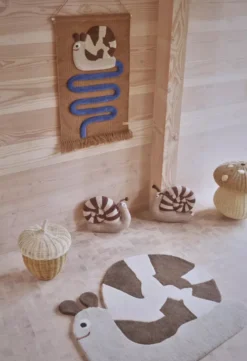 OYOY Sally Snail Slak Vloerkleed 98x88 -Winkel Voor Woninginrichting x886x886 oyoy sally snail slak vloerkleed 98x882.jpg.pagespeed.ic .vjd0f2aogp