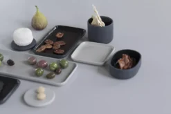 Serax Cose By Bertrand Lejoly Opberger Ovaal Small Donkergrijs -Winkel Voor Woninginrichting x886x886 serax cose tray dienblad rectangular large3.jpg.pagespeed.ic .UWRJZVwdHB