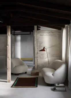 &tradition Margas LC1 Fauteuil Walnoot Onderstel Gentle 133 -Winkel Voor Woninginrichting x886x886 tradition margas lc1 fauteuil zwart onderstel9.jpg.pagespeed.ic .84ECJf9aJk