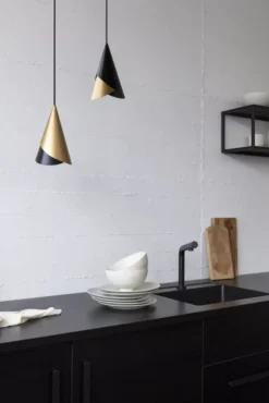 Umage Cornet Hanglamp Slate Staal -Winkel Voor Woninginrichting x886x886 umage cornet hanglamp met zwart snoer5.jpg.pagespeed.ic .CzqvXG qtn