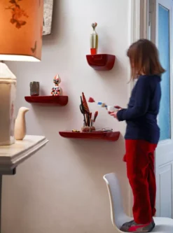 Vitra Corniches Wandplank Japans Rood Large -Winkel Voor Woninginrichting x886x886 vitra corniches kast small medium large sfeer 2.jpg.pagespeed.ic .W sScMto t