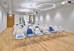 Vitra Eames DSS Stapelbare Stoel, Zeeblauw -Winkel Voor Woninginrichting x886x886 vitra eames dss stapelbare stoel28.jpg.pagespeed.ic .QxRrgM9veV